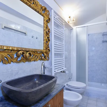 Daire Leoni By Mmega